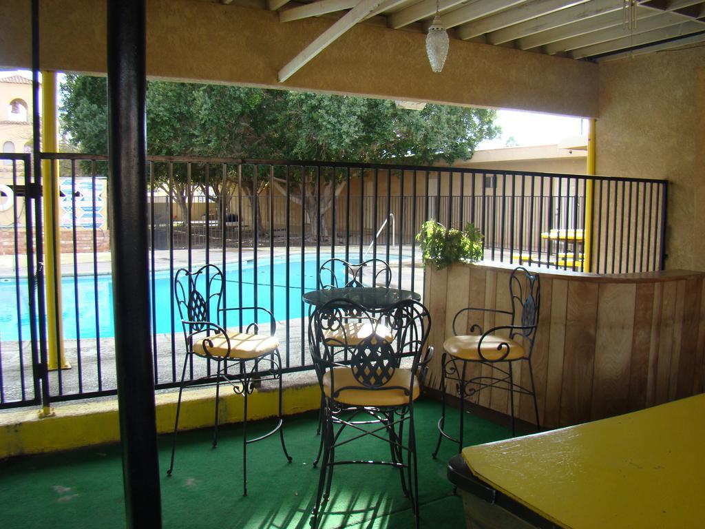 Brunner'S Inn And Suites El Centro Bagian luar foto